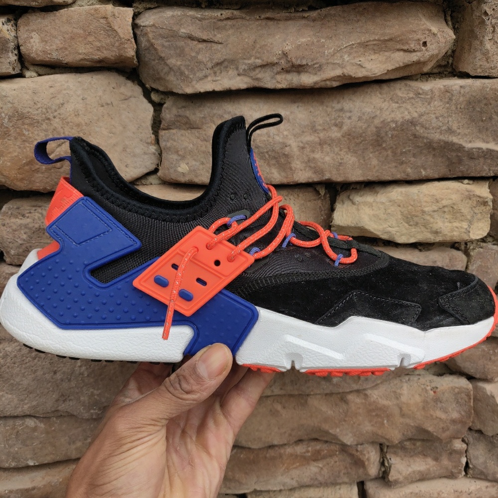 Nike Huarache Drift size 11